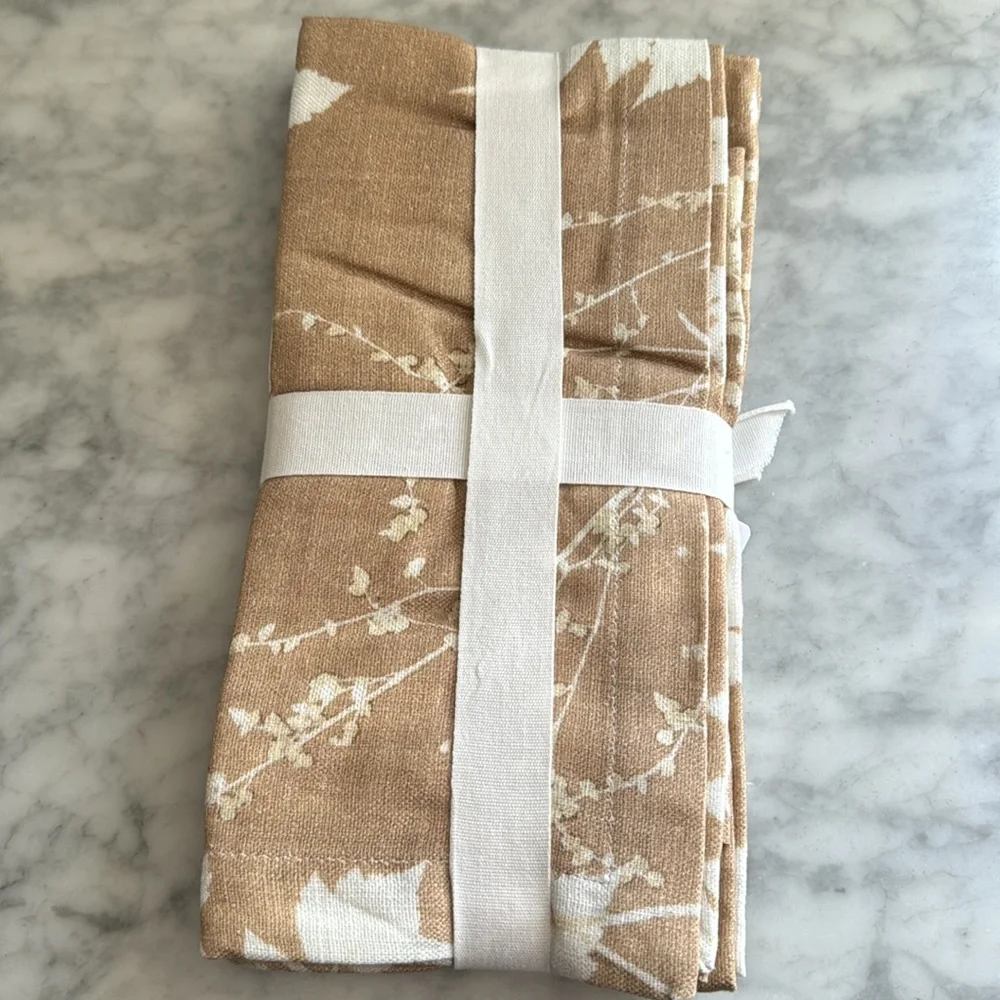 Pottery Barn Shadow Floral Napkins Set of Four